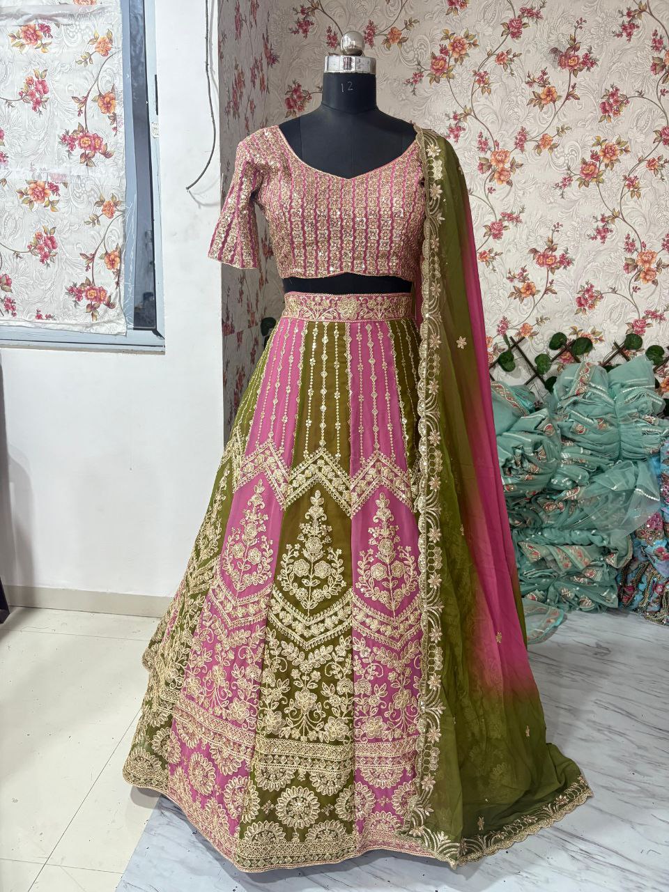 SPECIAL MEHENDI LEHENGA