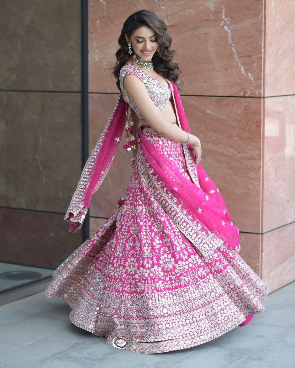 ROYAL LEHENGA CHOLI