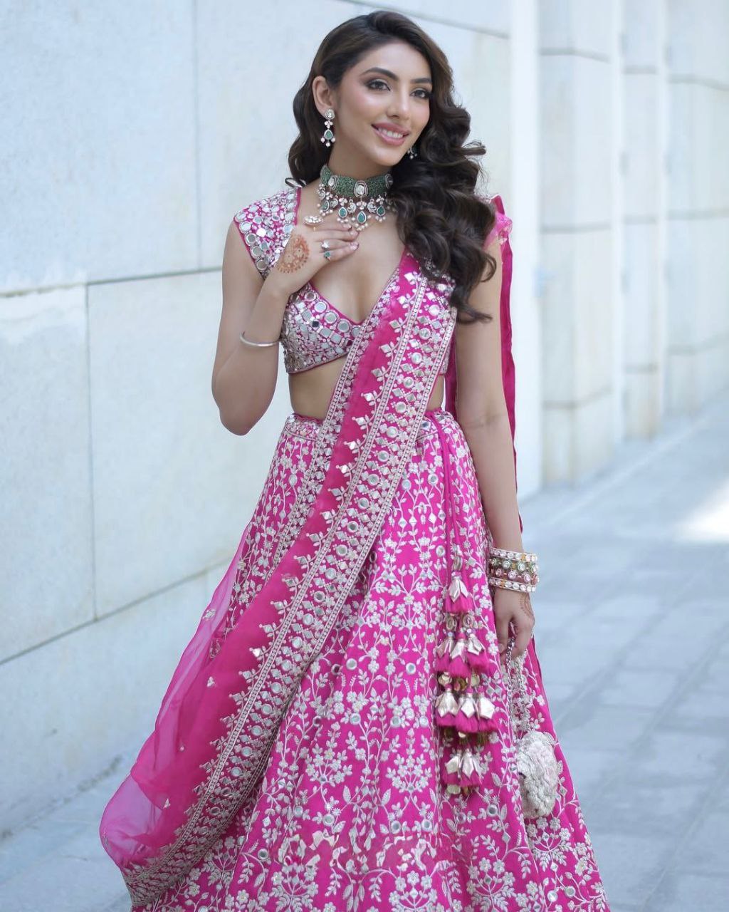 ROYAL LEHENGA CHOLI