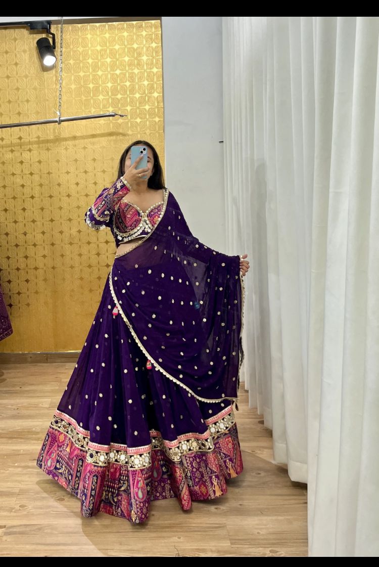 Hot Seller Navratri Lehenga
