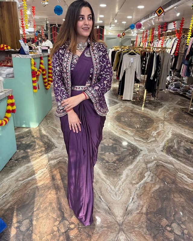 PRE DRAPE SAREE WITH JACKET
